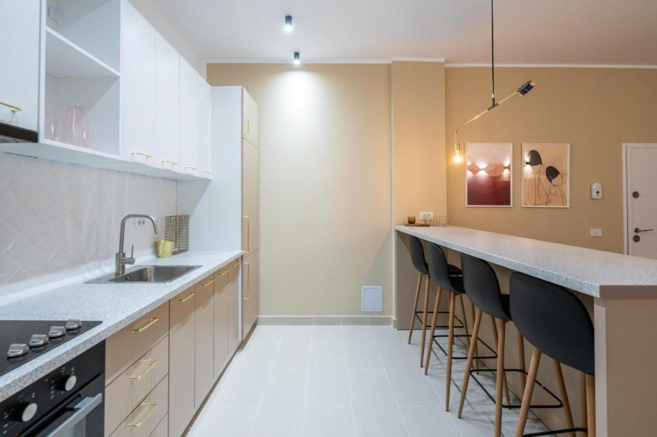 Fabulous Apartament With View In Calea Victoriei Bukarest Eksteriør billede