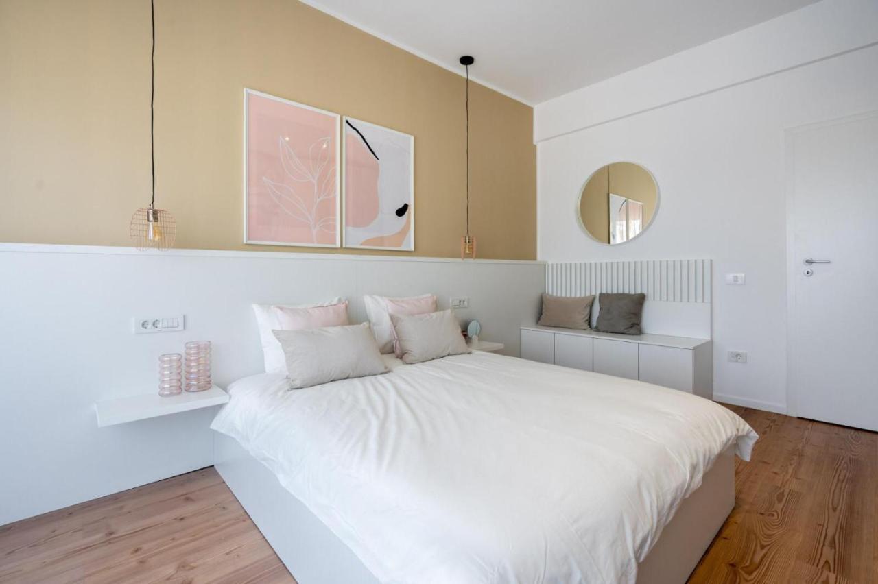 Fabulous Apartament With View In Calea Victoriei Bukarest Eksteriør billede