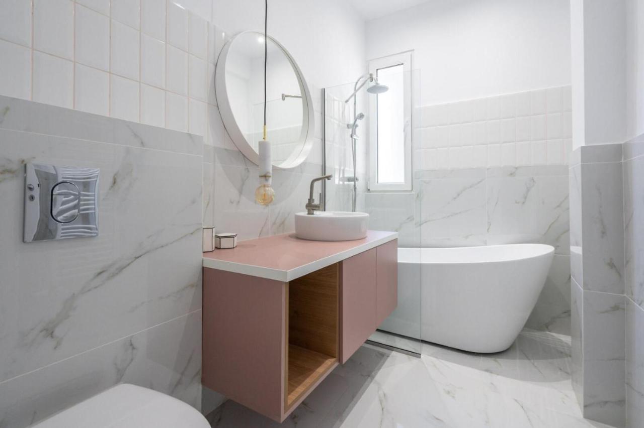 Fabulous Apartament With View In Calea Victoriei Bukarest Eksteriør billede